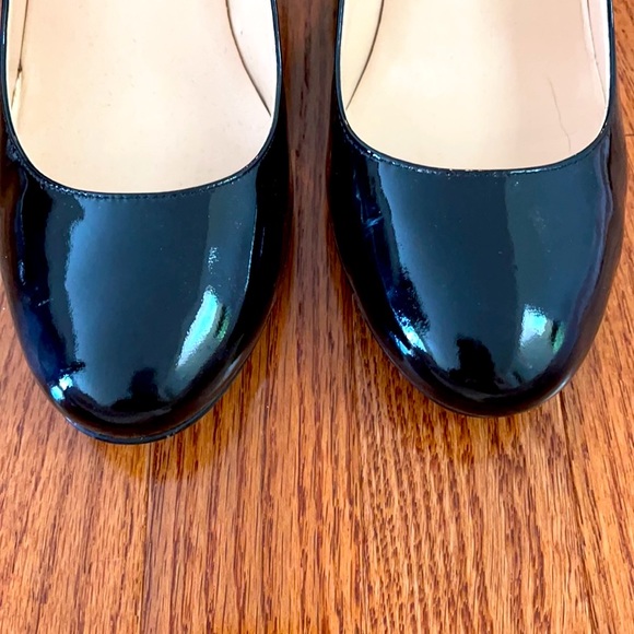 Like new - COLE HAAN patent leather wedge heels - Picture 8 of 10